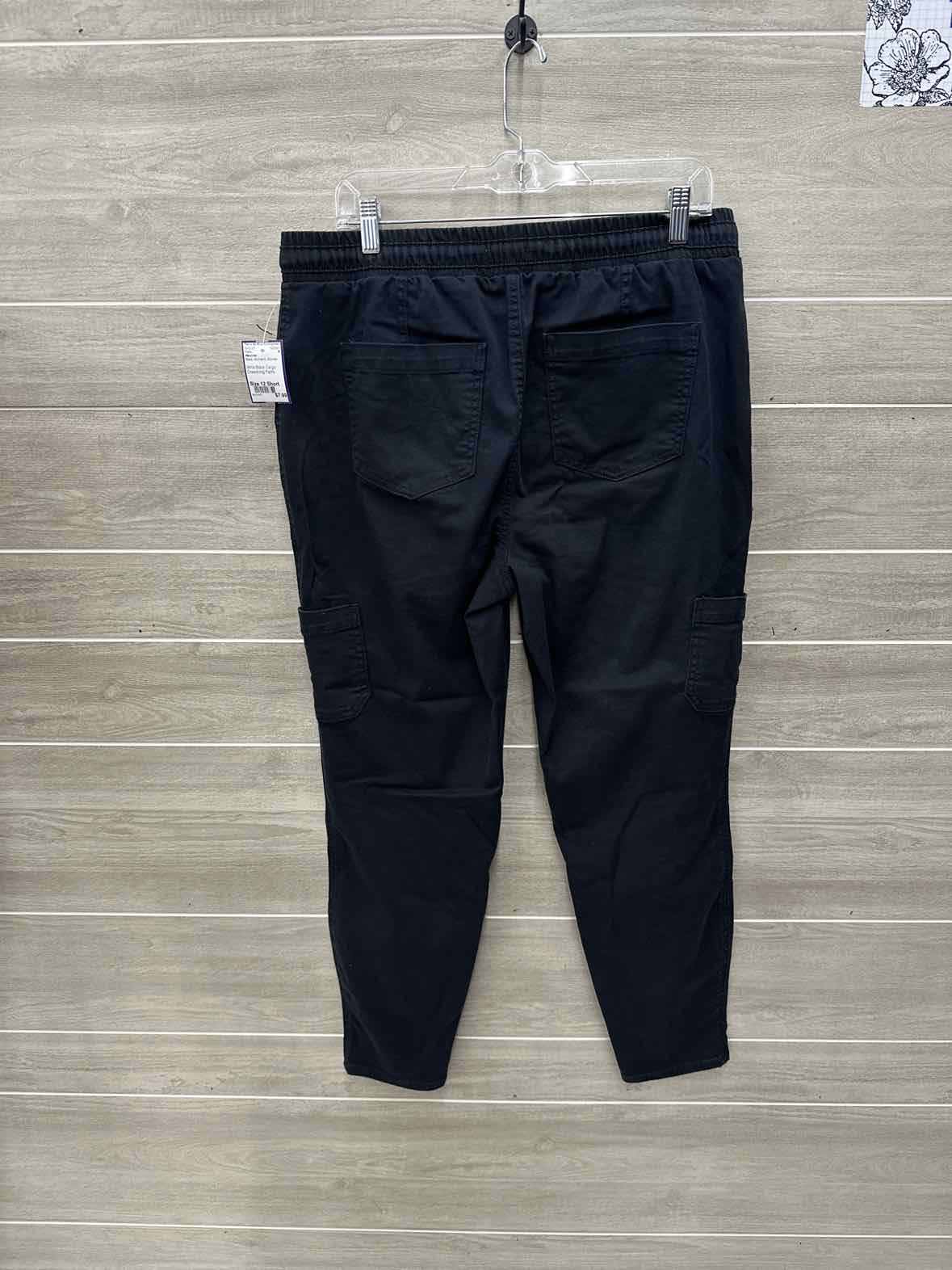 Maurices Size 12 Short Black Womens Pants