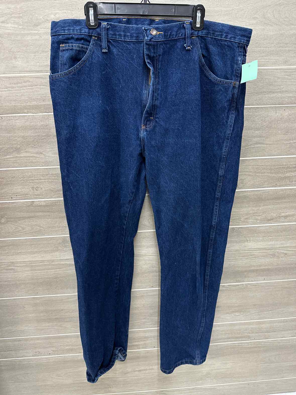 Rustler Size 40/32 Mens Jeans