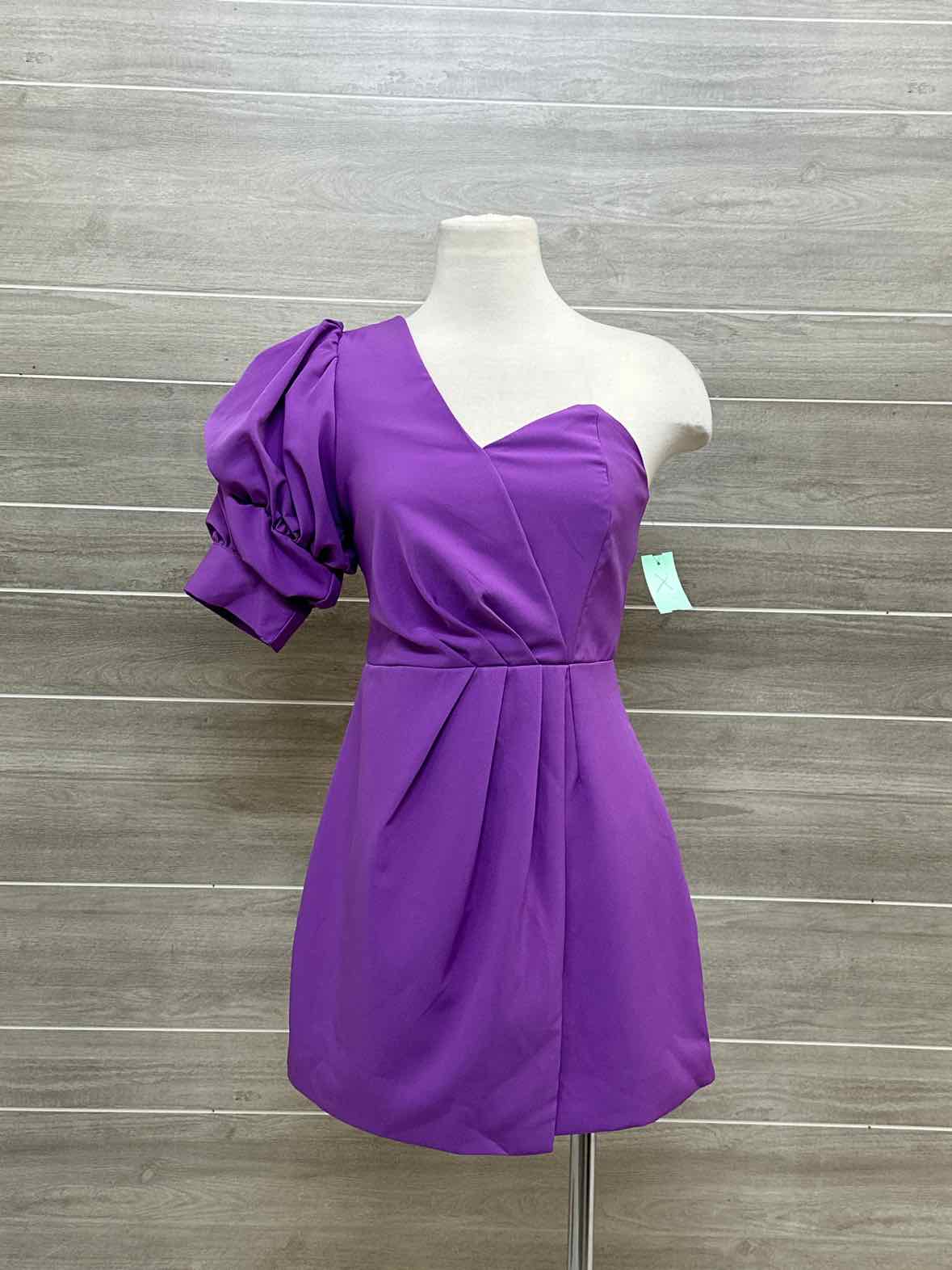 Do+ Be Purple Womens Size 6 Dress