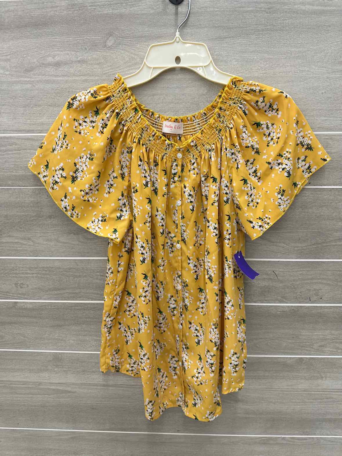 Hailey & Co Size S Yellow Womens Shirt