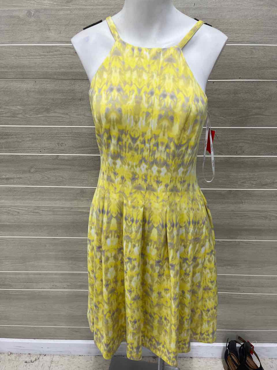 Calvin Klein Size 8 Yellow Womens Dress