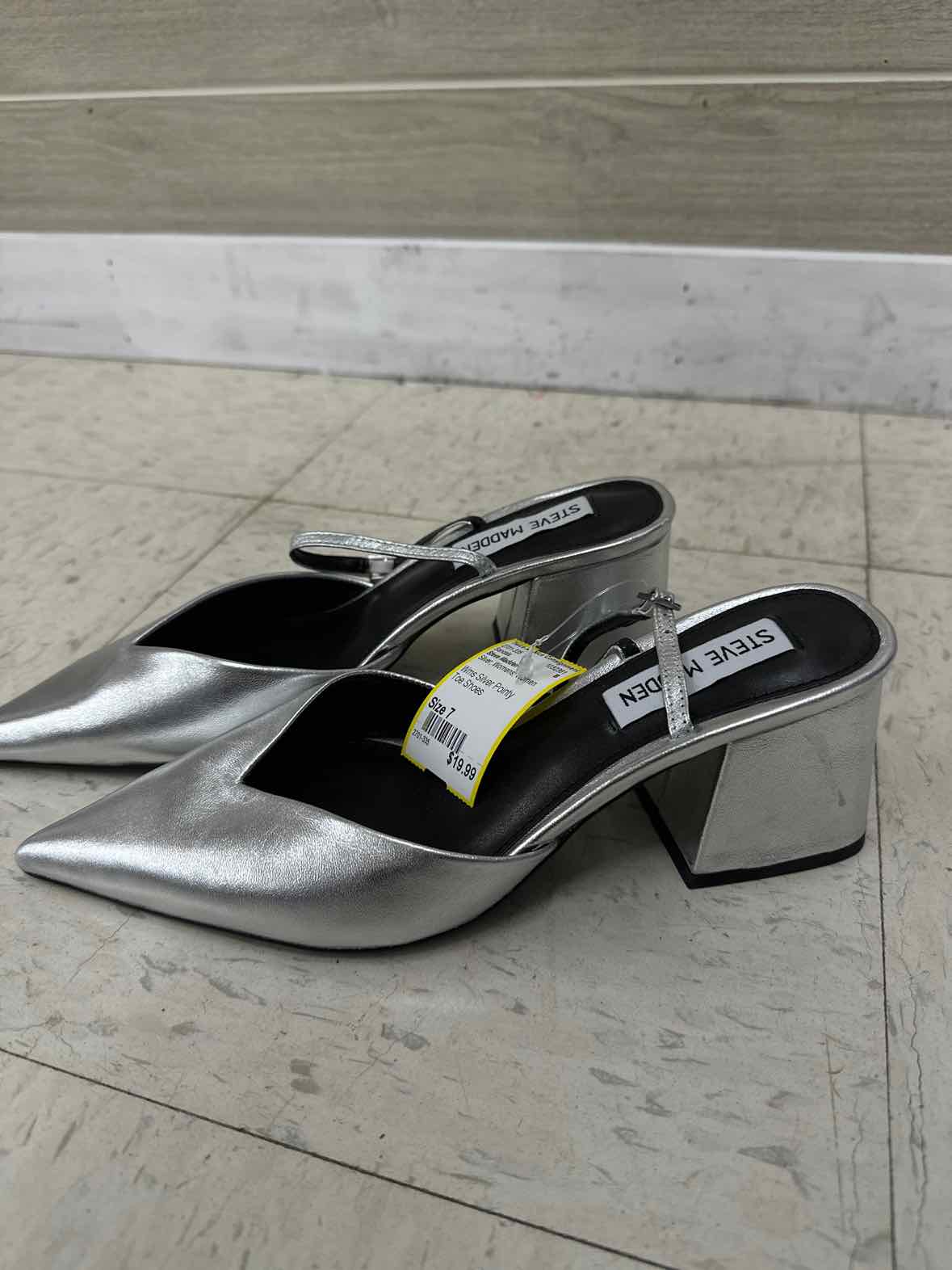 Steve Madden US Shoe Size 7 Silver Womens Sandals