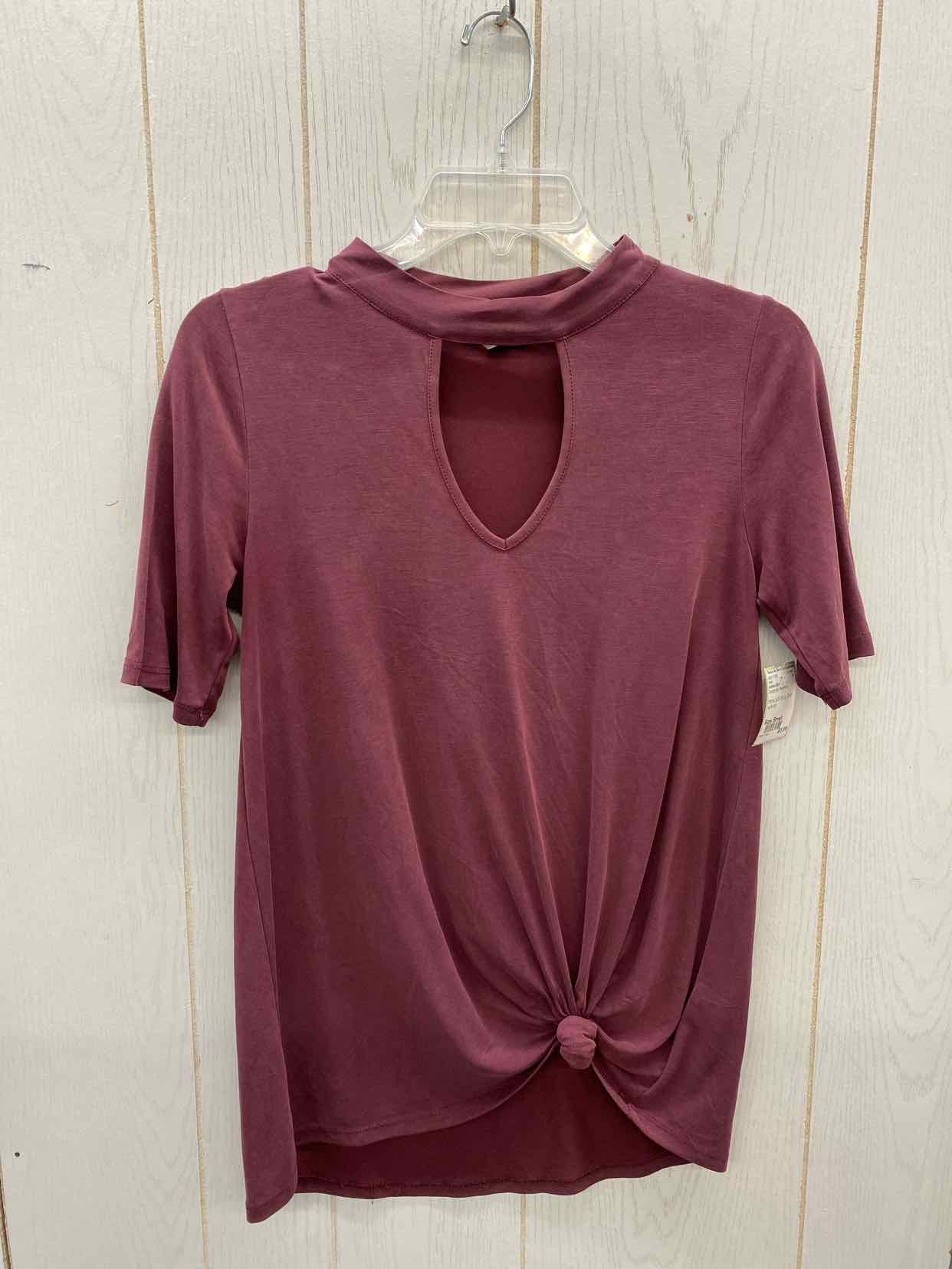 Active USA Burgundy Womens Size Small Shirt
