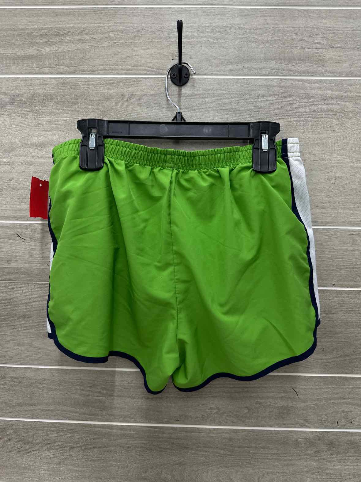 Reebok Size M Green Womens Shorts