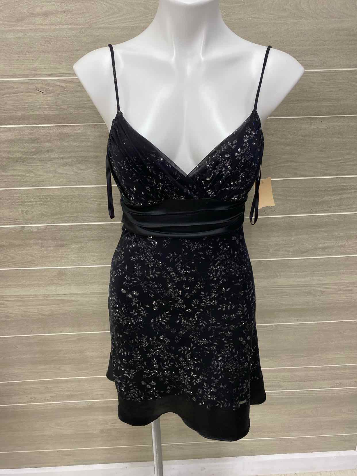 Taboo Black Junior Size 2 Dress
