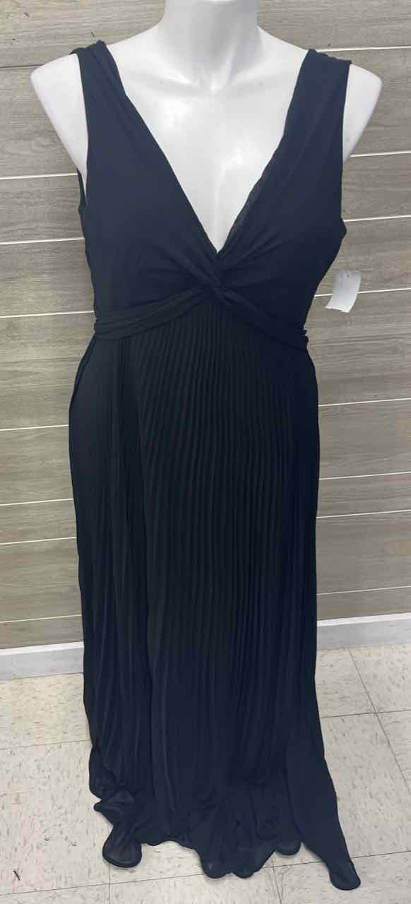 Melonie Size 16 Black Womens Gown/Evening Wear