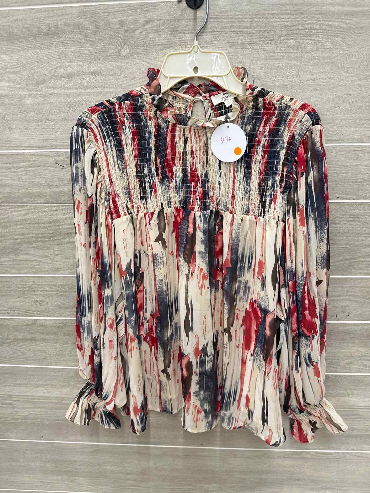 ENTRO Size S Tan Womens Shirt