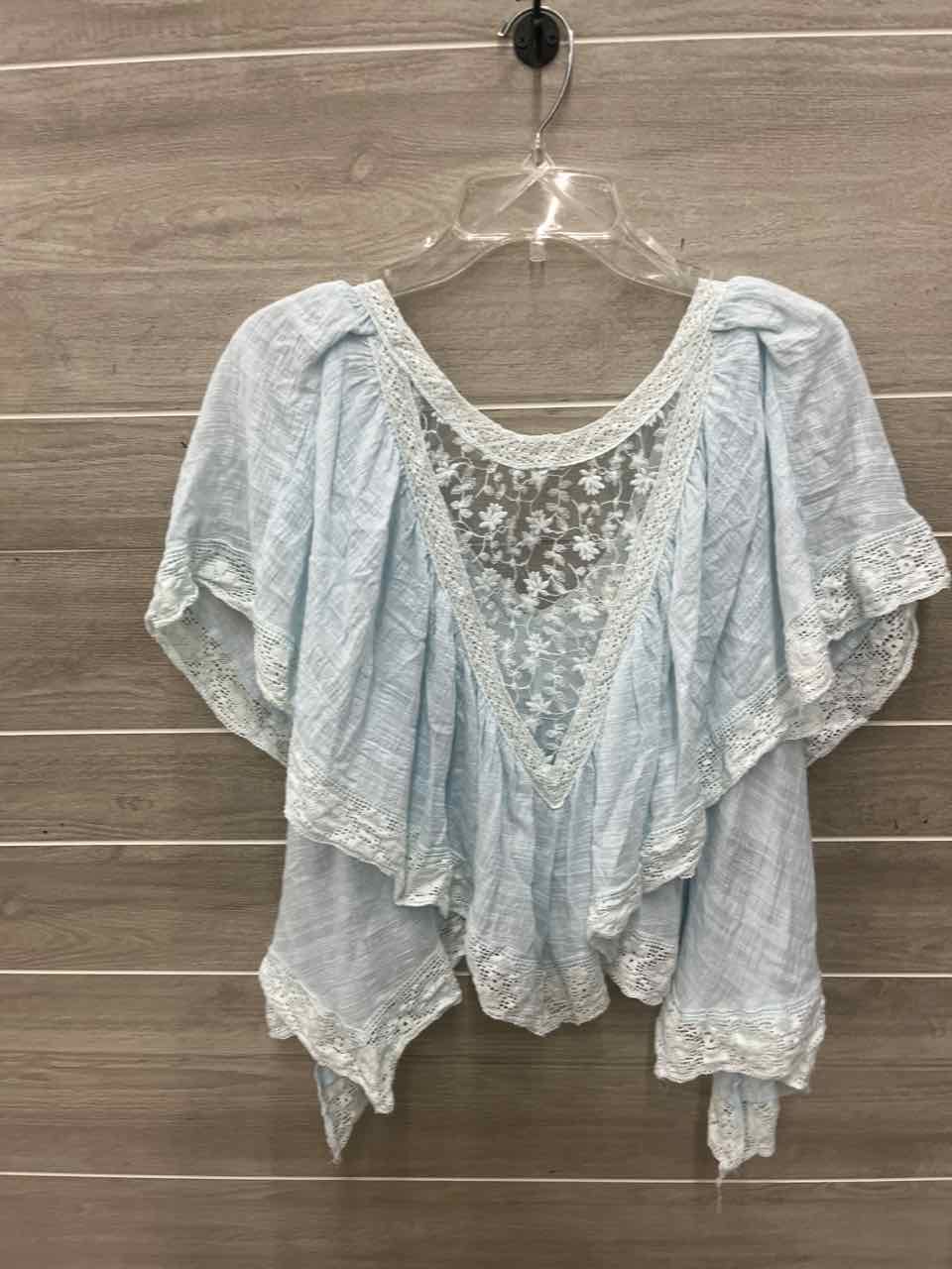 POL Size L/XL Blue Womens Shirt