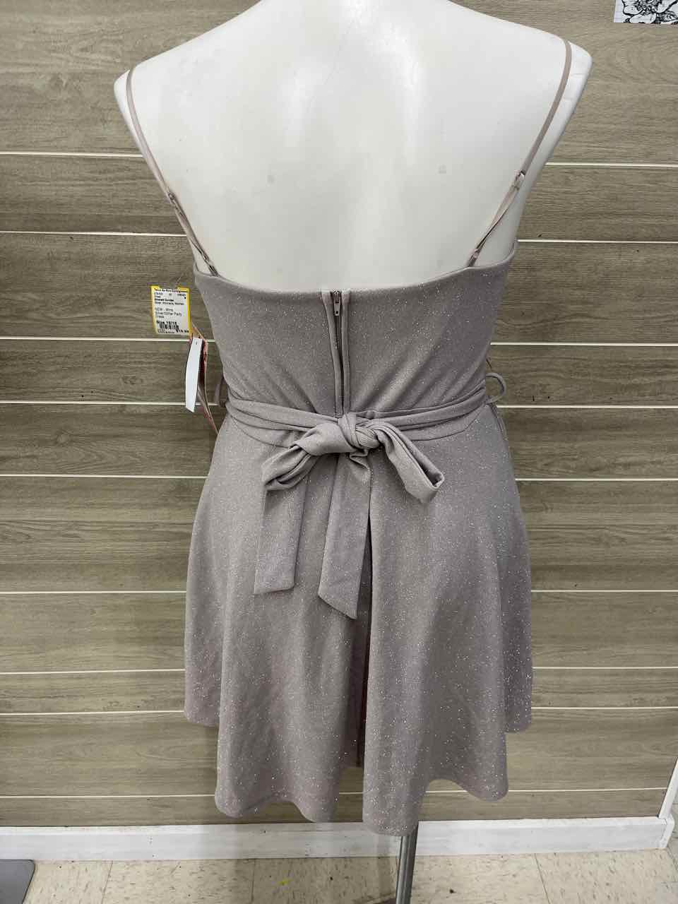 Emerald Sundae Silver Womens Women Size 16/18 Dress