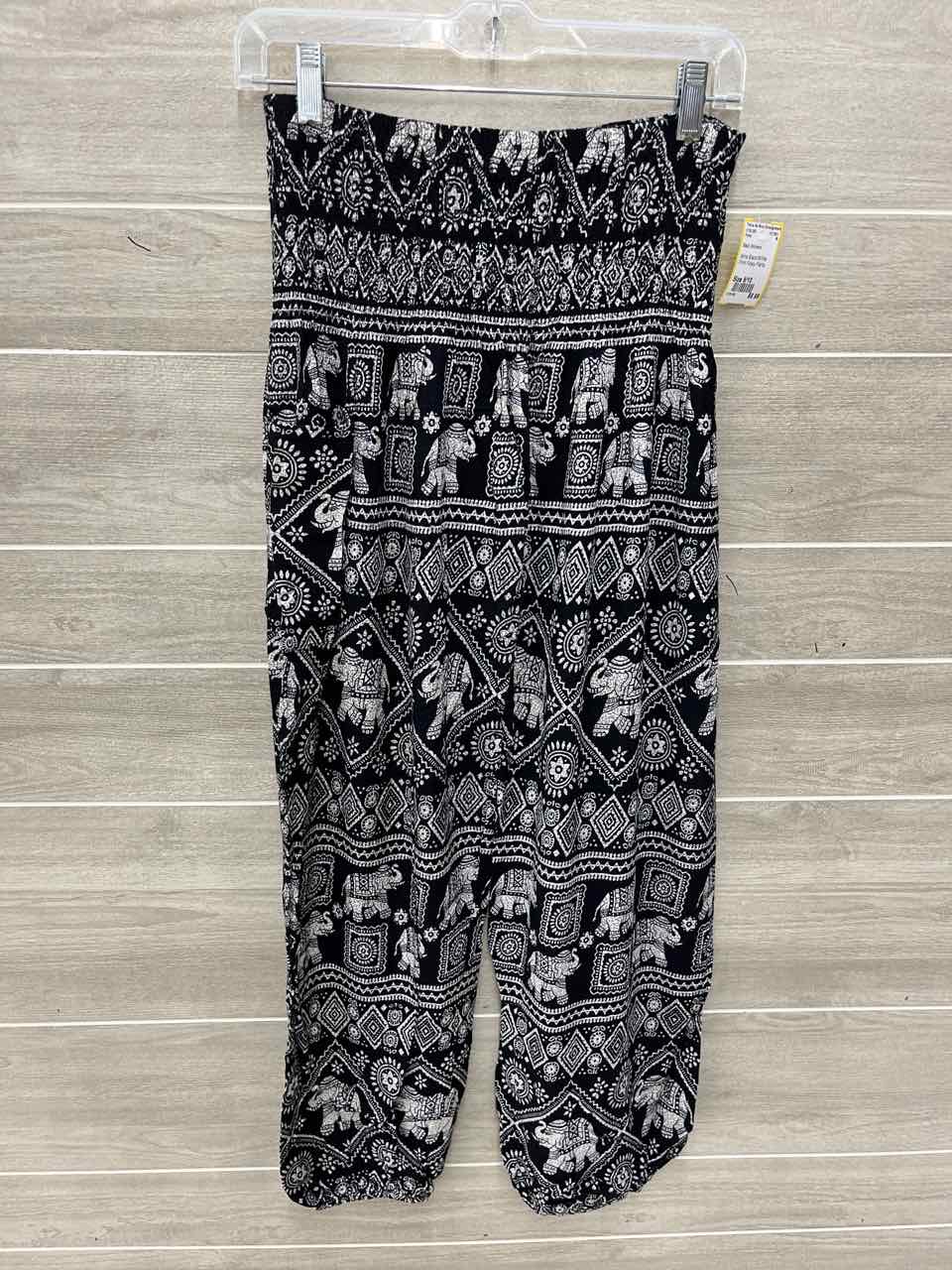 Black Womens Size 8/10 Pants