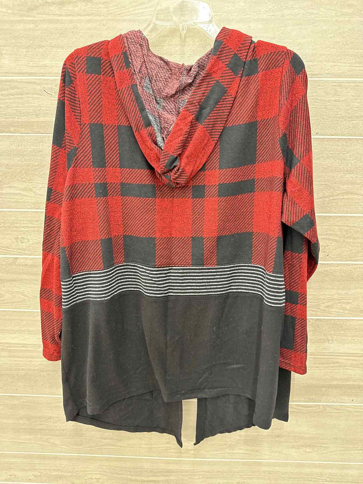 Maurices Size 2X Red Plus Shirt