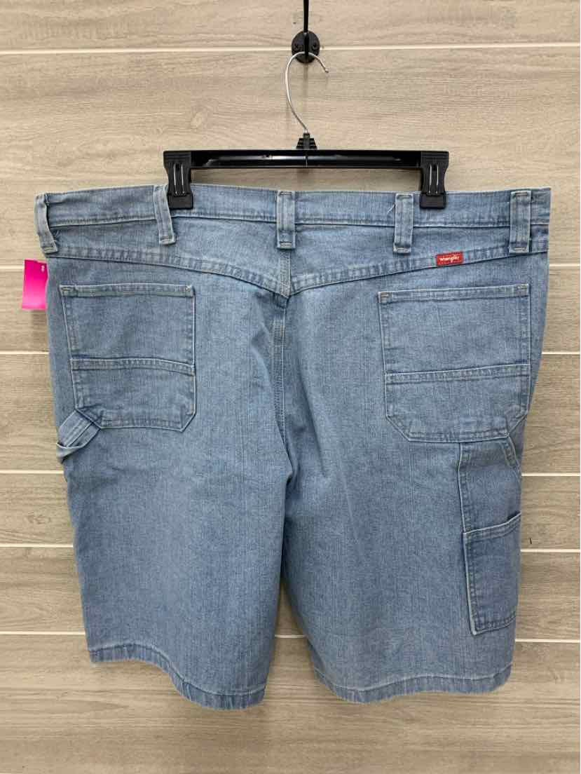 Wrangler Size 42 Mens Shorts