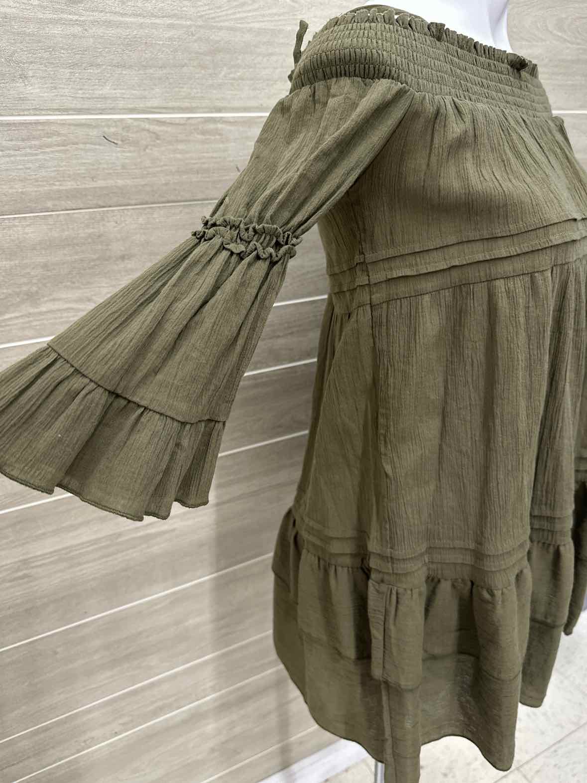 Romeo & Juliet Size 6 Olive Womens Dress