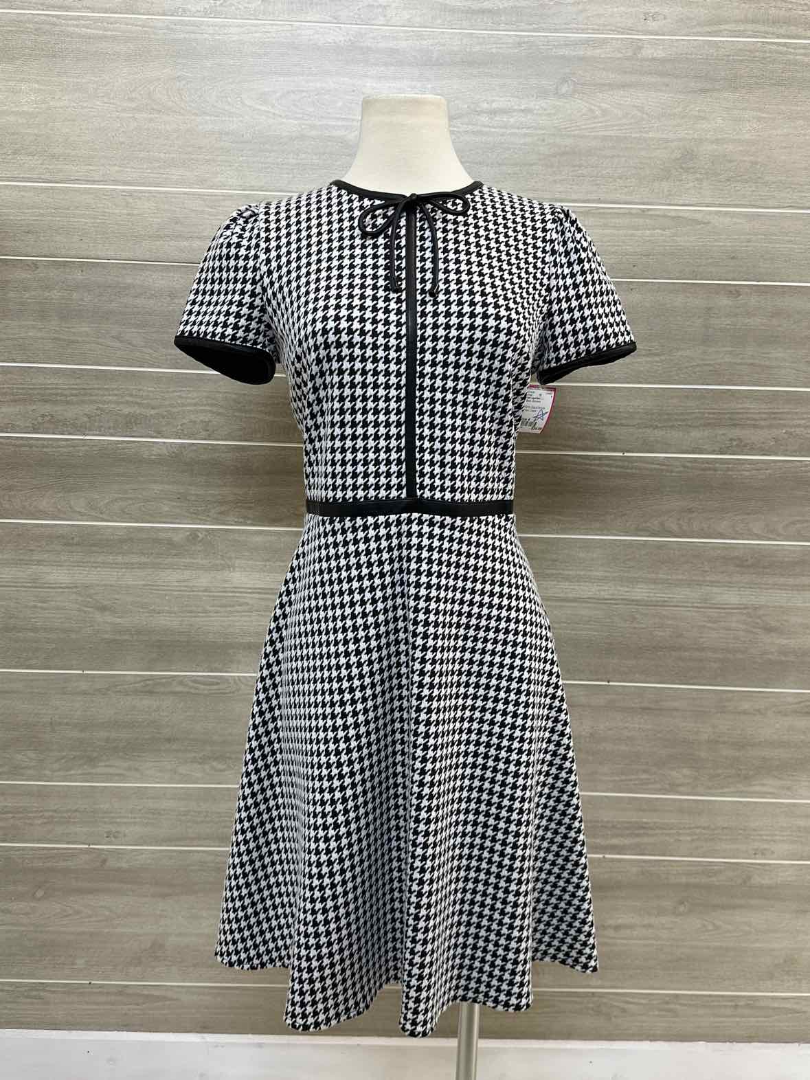 Karl Lagerfeld Black Womens Size 4 Dress