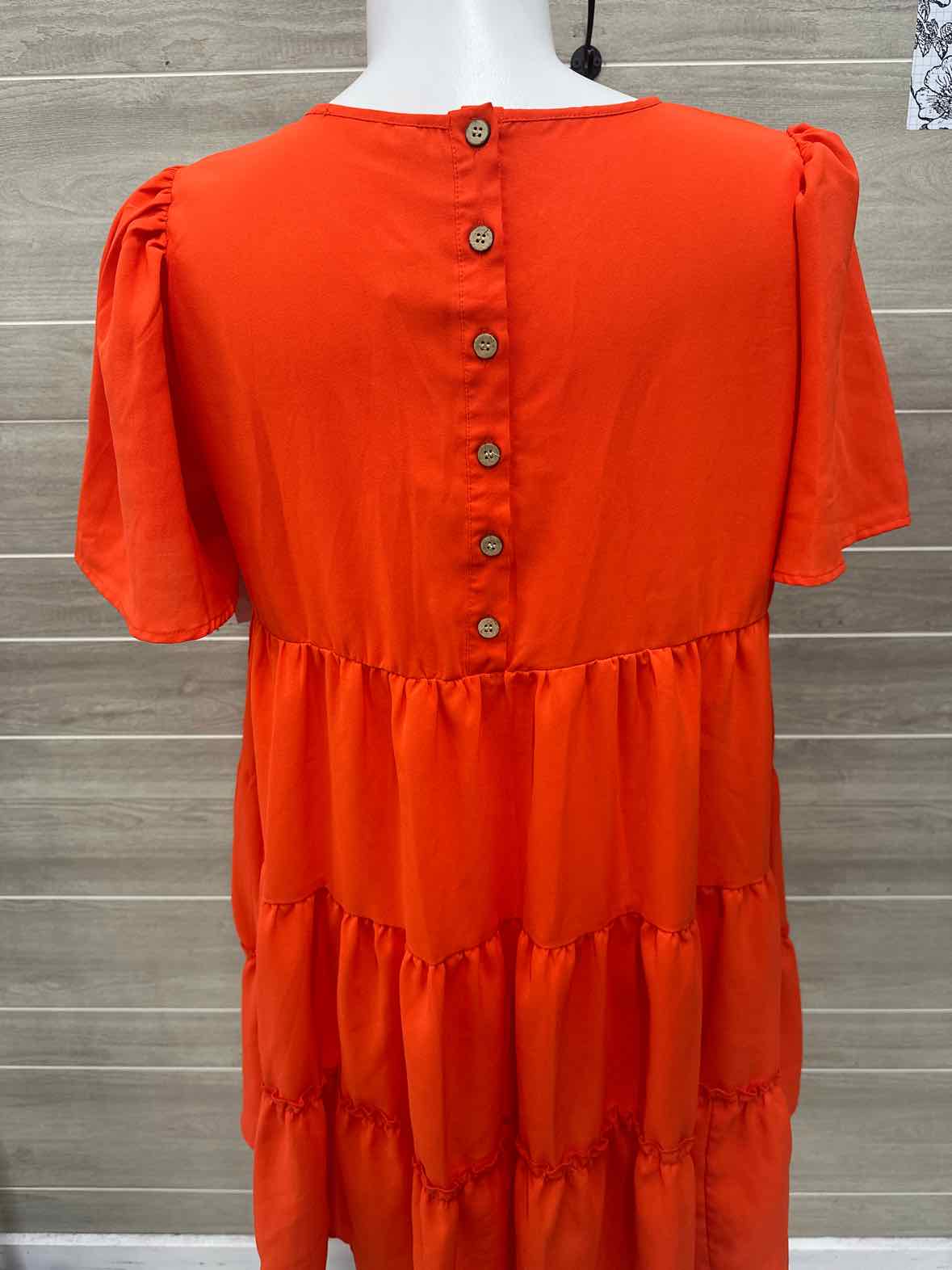 Size 12/14 Orange Womens Dress