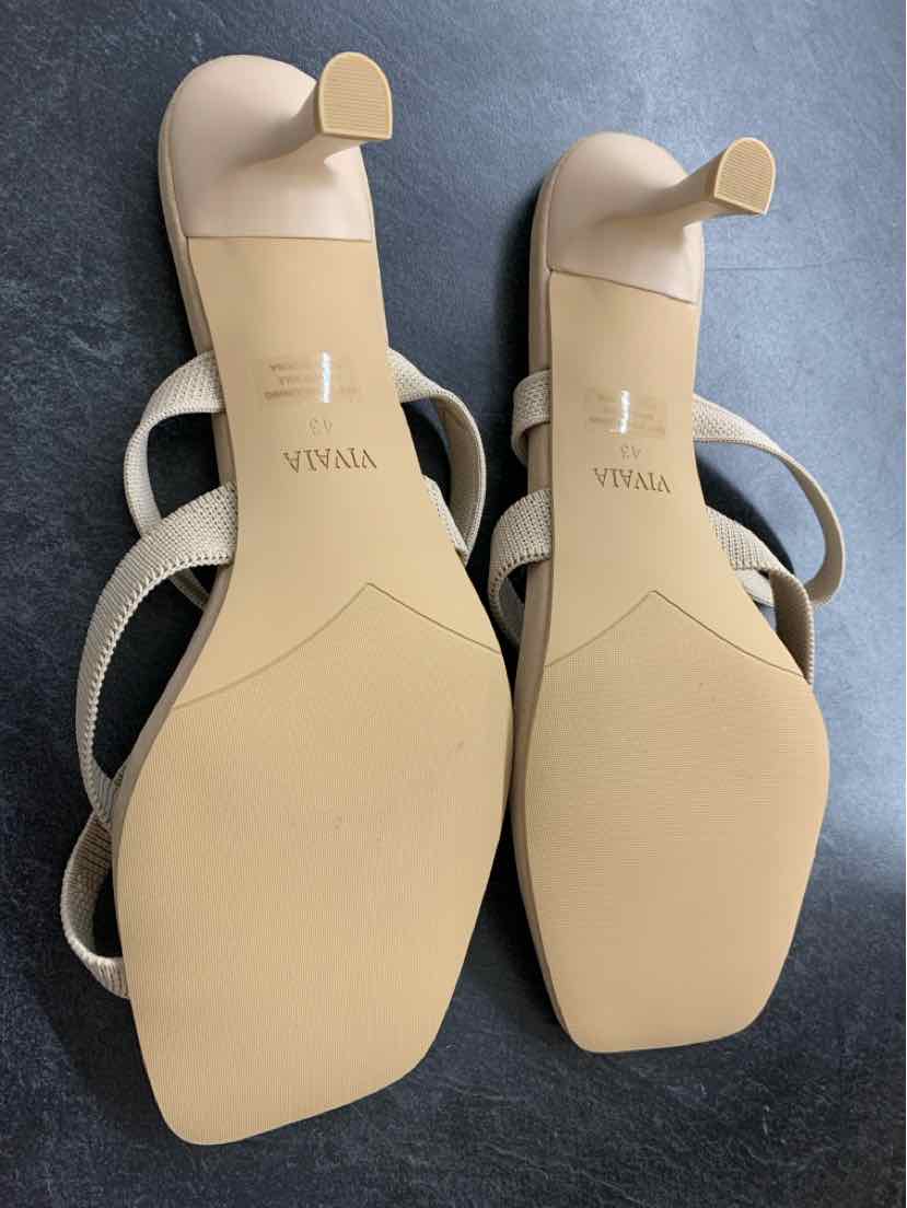 11 Vivaia Tan Womens Women Size 11 Sandals