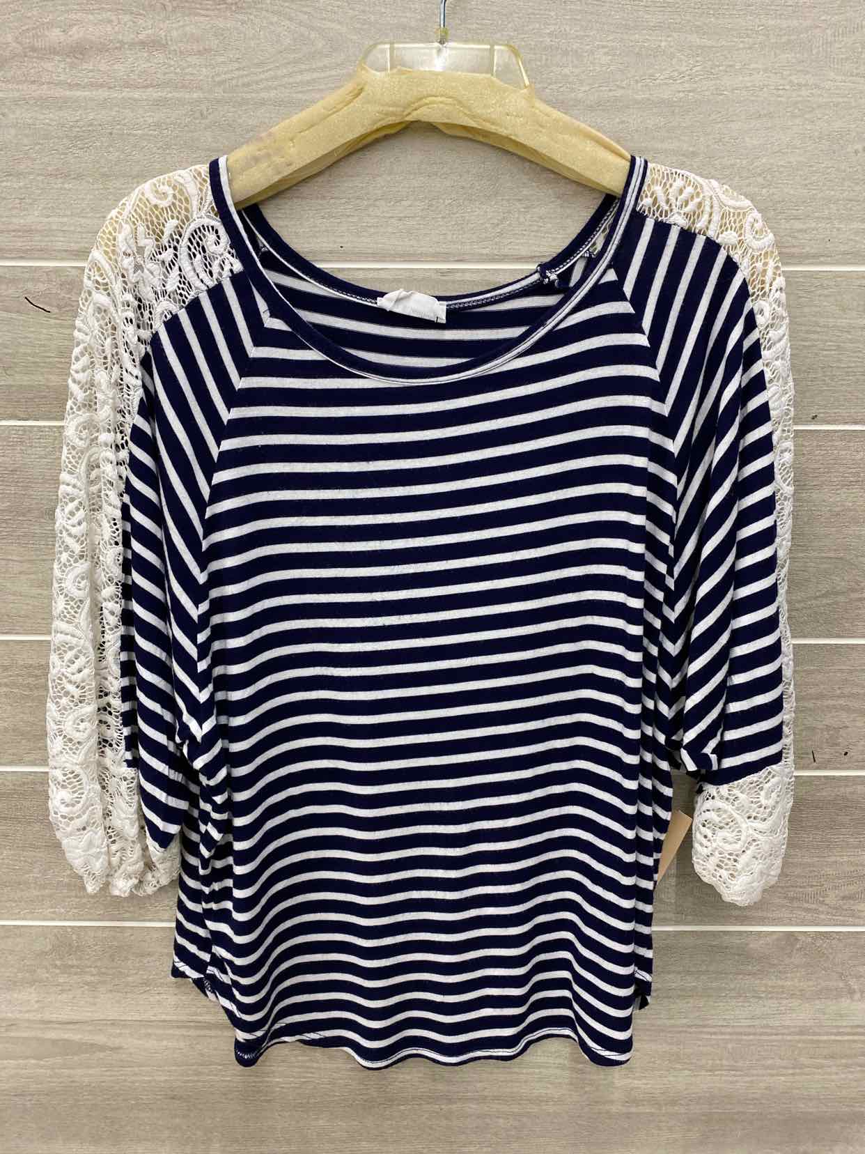 Ellie Autumn Navy Womens Size Small Shirt