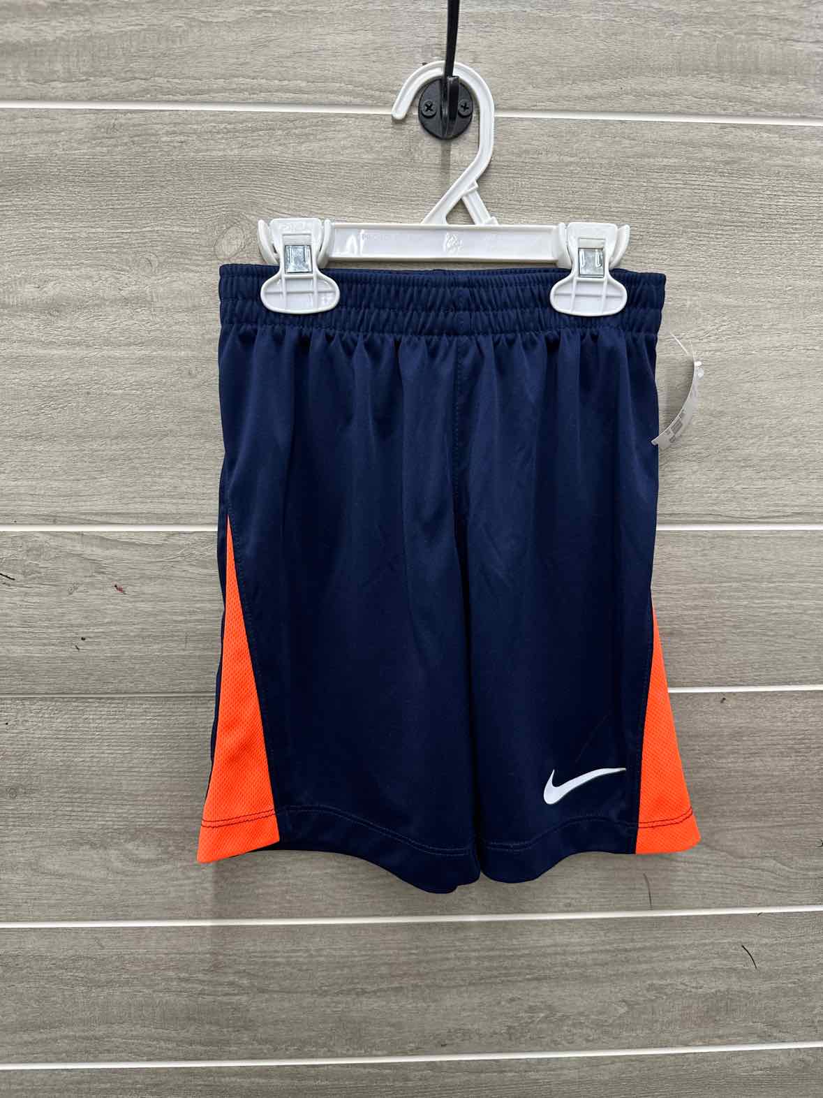 Nike Boys Size 6 Shorts
