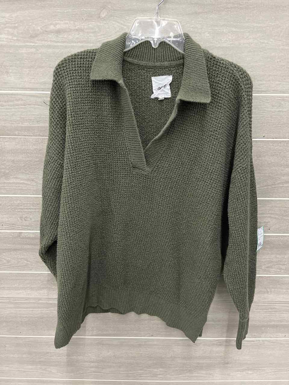 AERIE Size S/M Olive Womens Sweater
