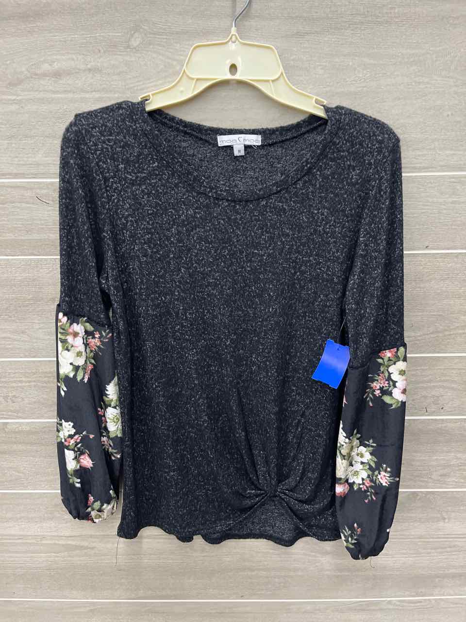 Moa Moa Size M Black Womens Shirt