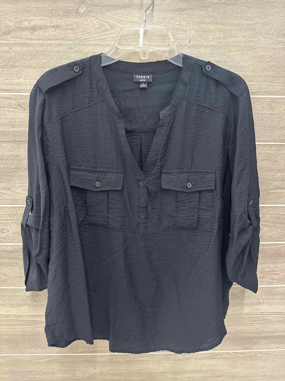 Torrid Size 1X Black Plus Shirt