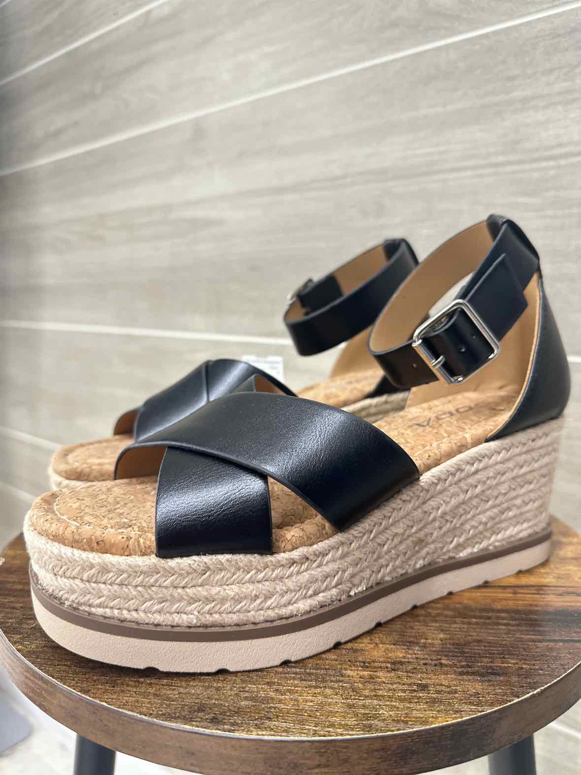 Soda US Shoe Size 6.5 Black Womens Sandals