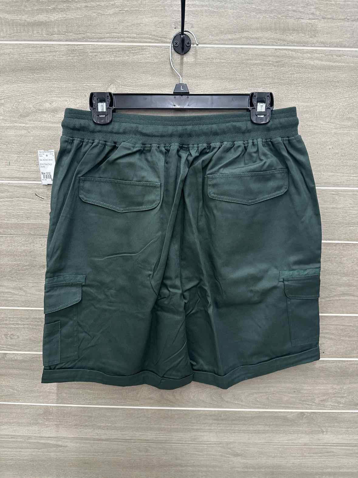 Size 10/12 Olive Womens Shorts