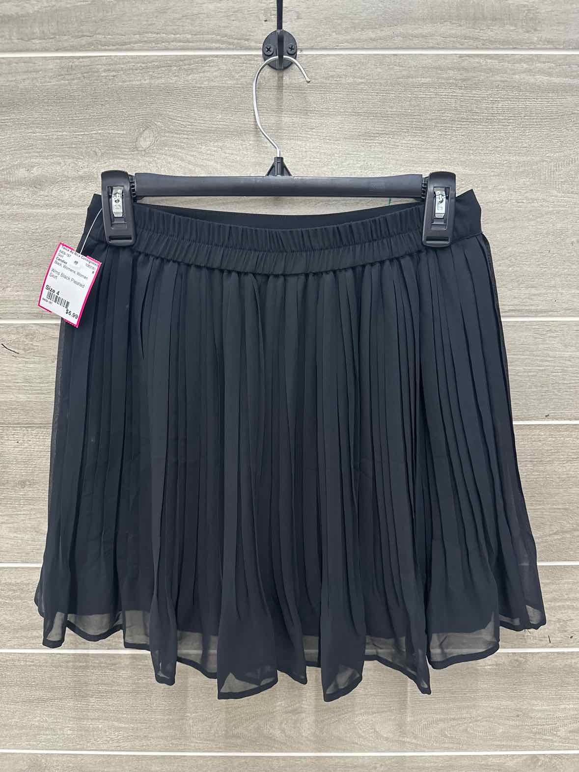 Candies Size 4 Black Womens Skirt
