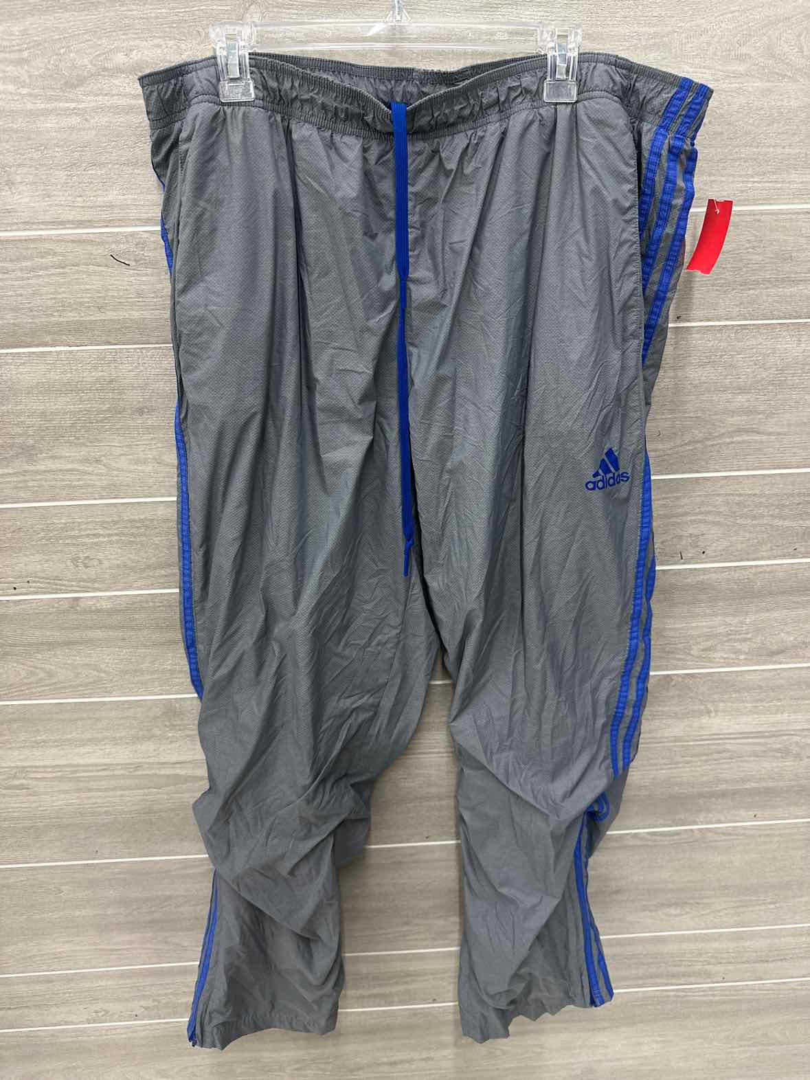Adidas Size 40/42 Men Mens Pants