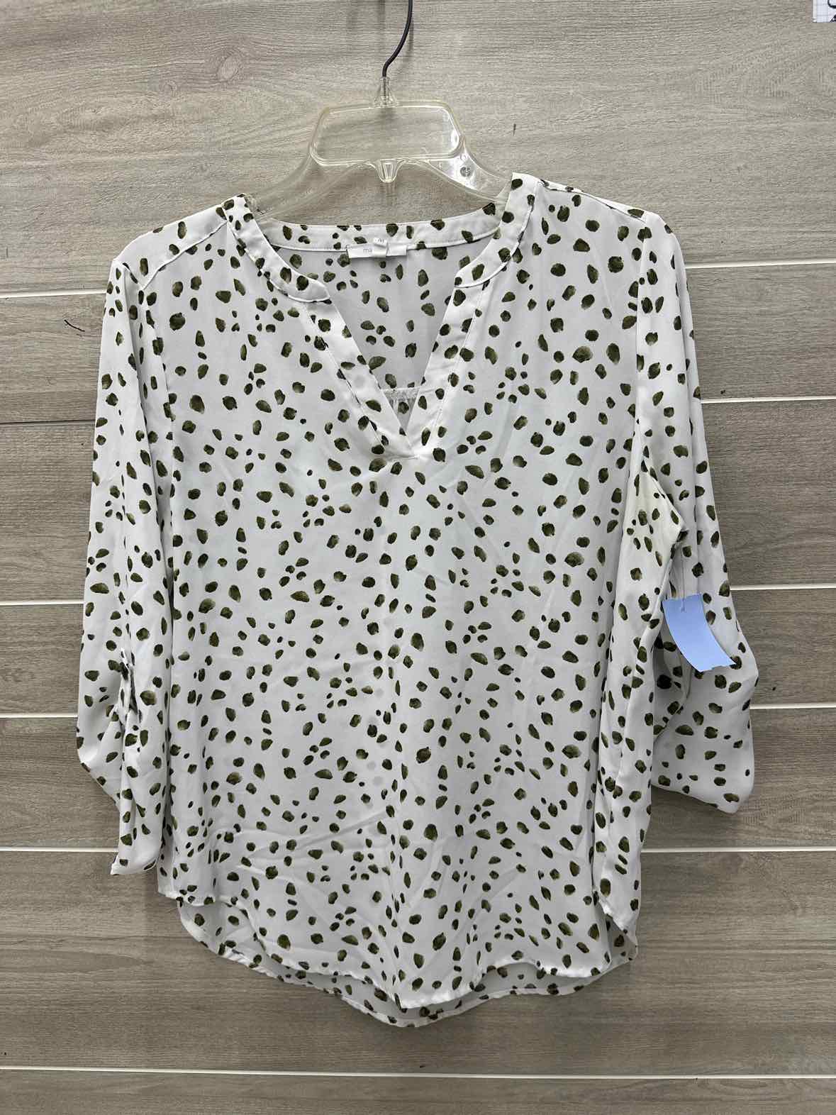 Maurices Size M White Womens Shirt