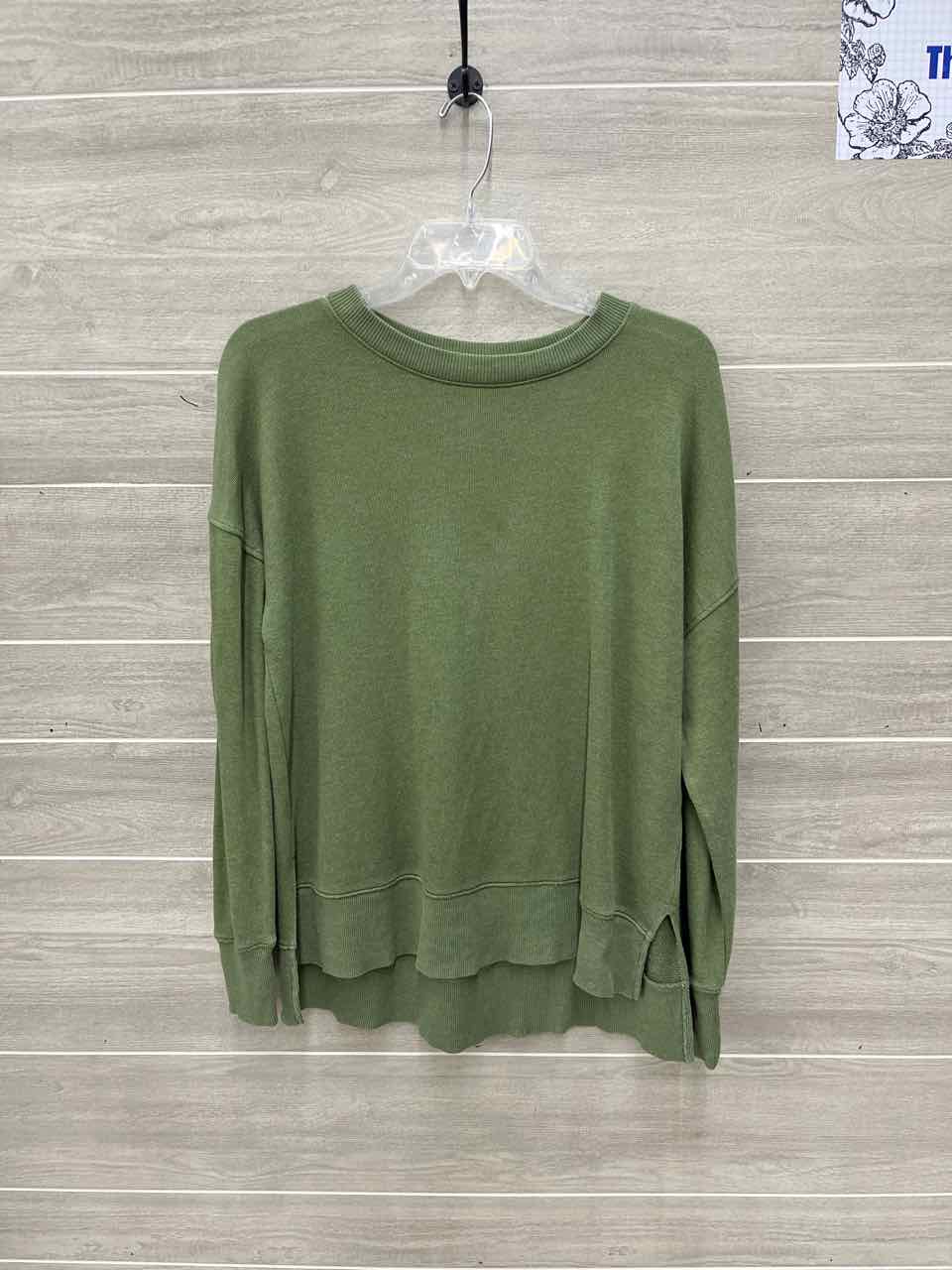 Time & Tru Olive Womens Size Small Sweatshirt