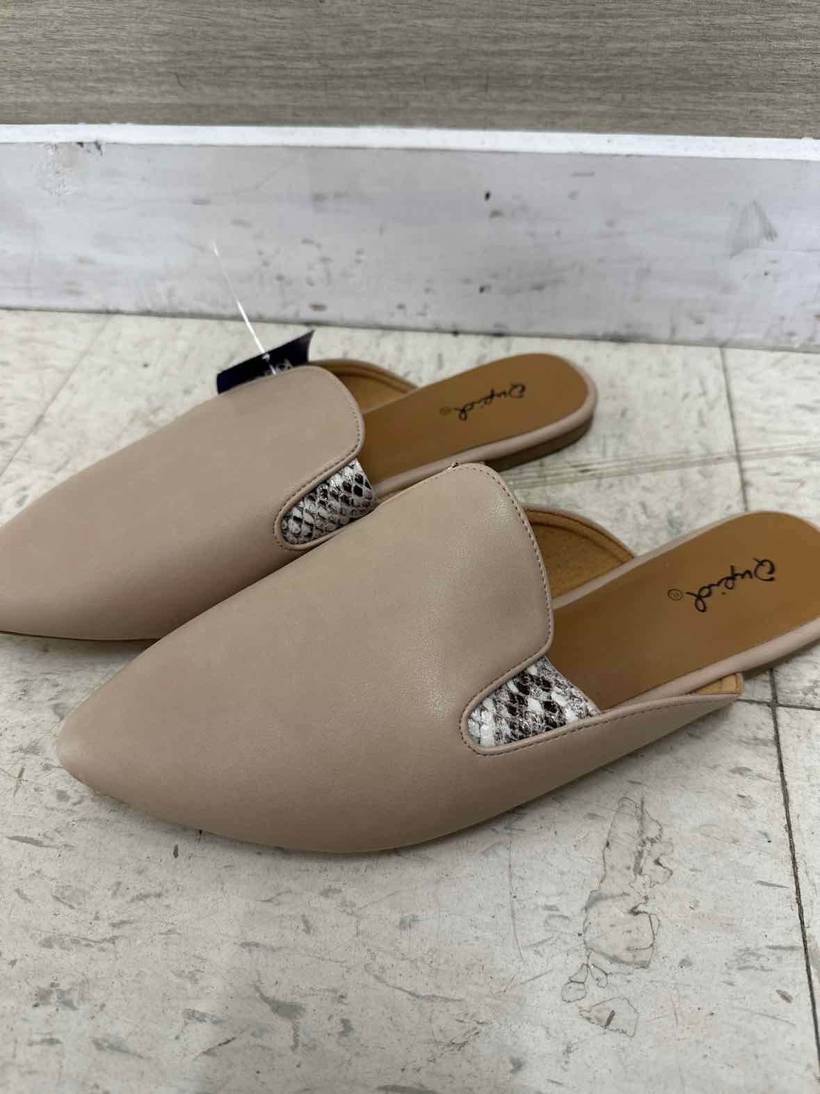 Qupid US Shoe Size 7.5 Tan Womens Shoes/Footwear