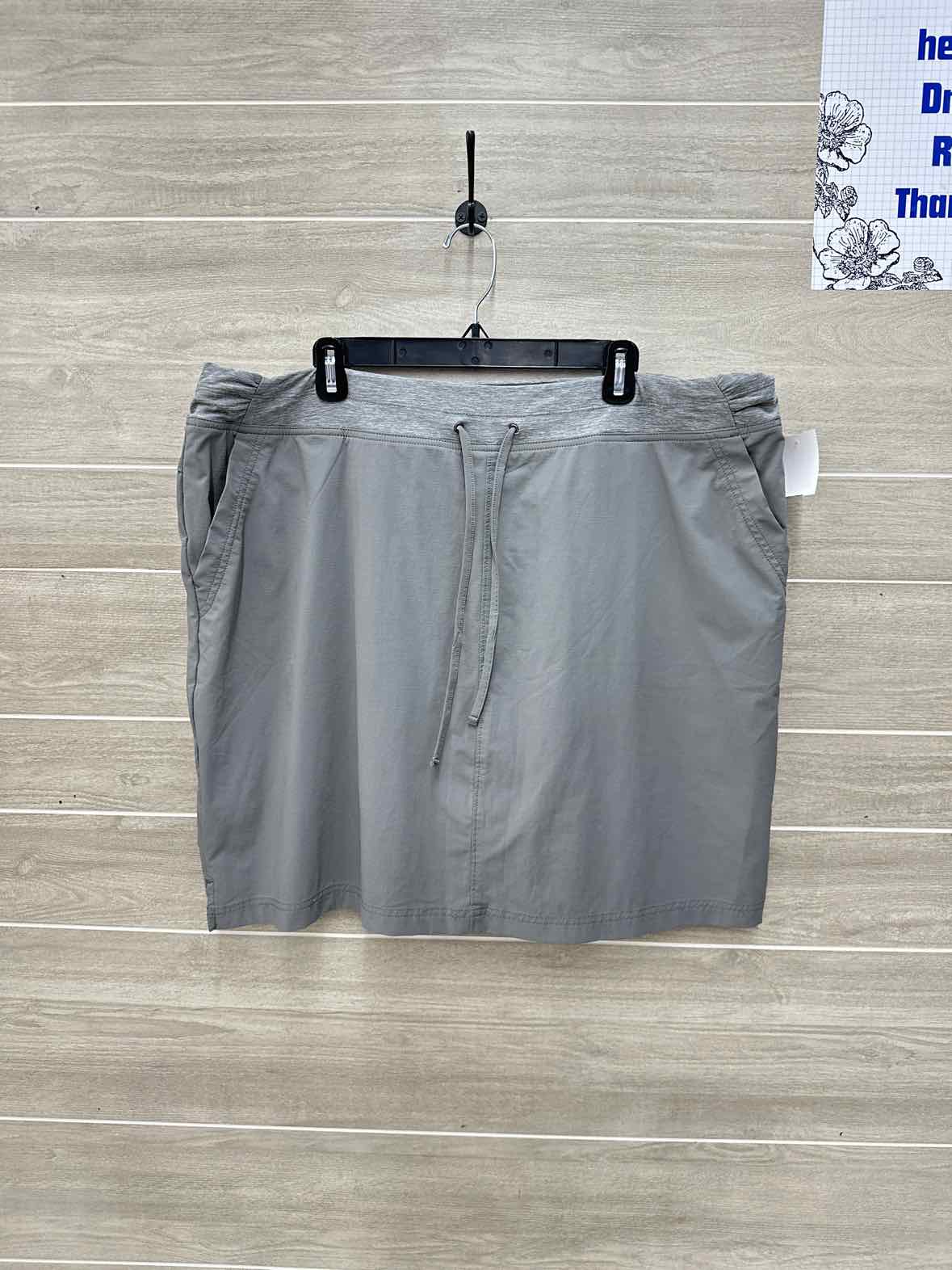 Duluth Gray Womens Women Size 20W Skirt