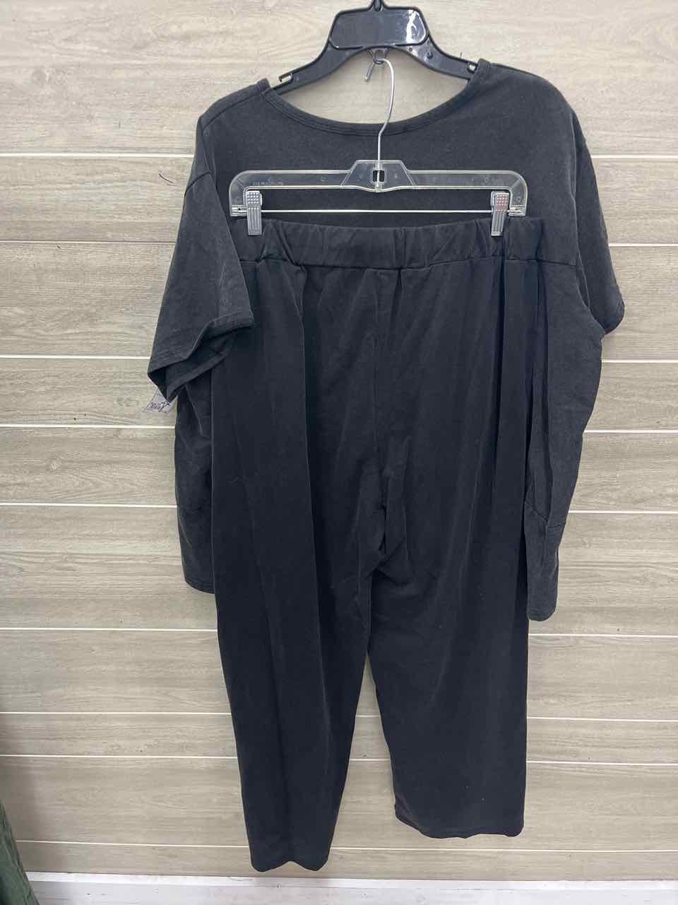 Davi & Dani Size 1X Black Plus Pant Set