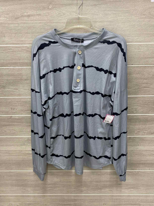 Gray Womens Size 18/20 Shirt
