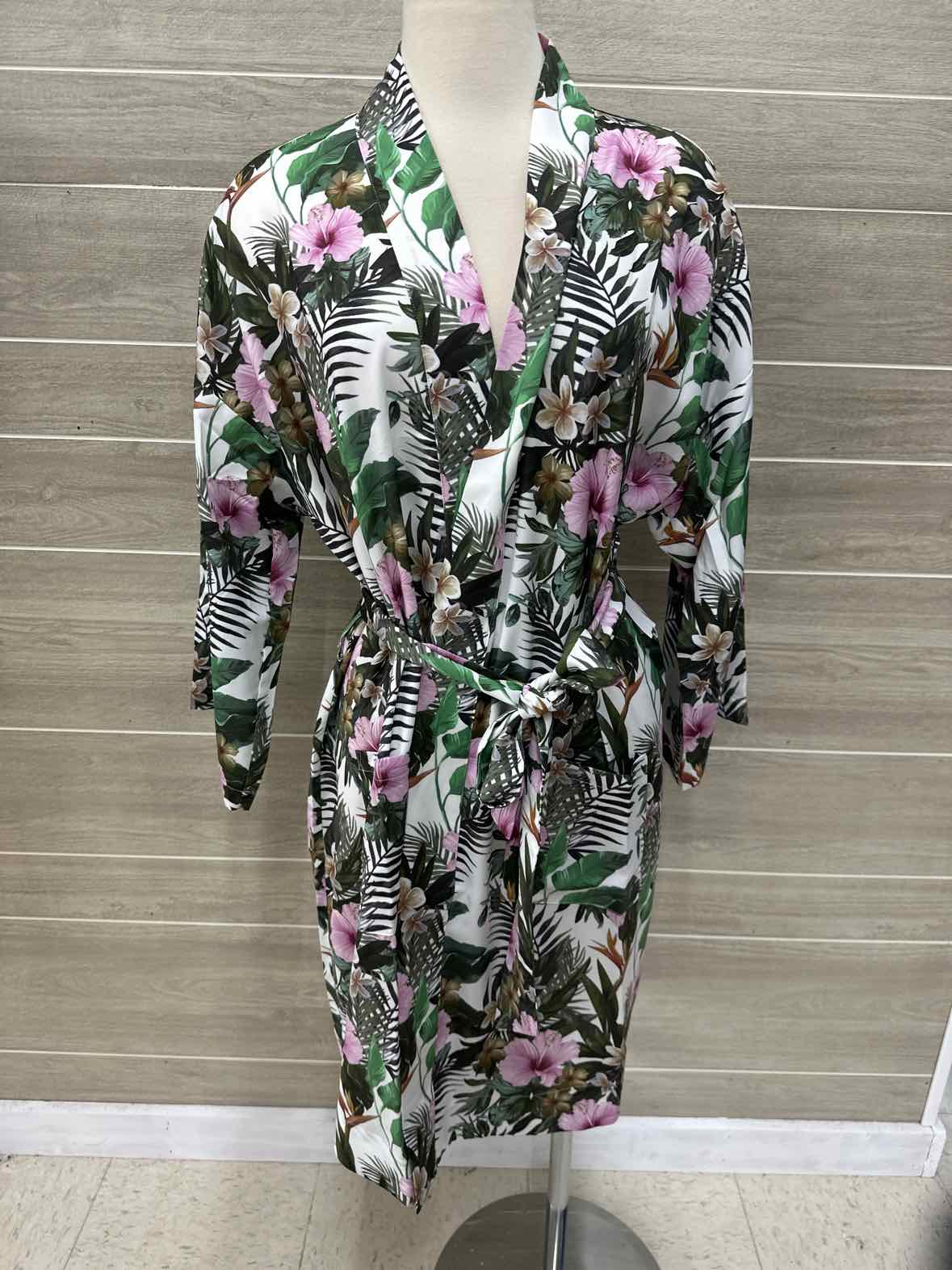 Generation Love Multi-Color Womens Size M Robe