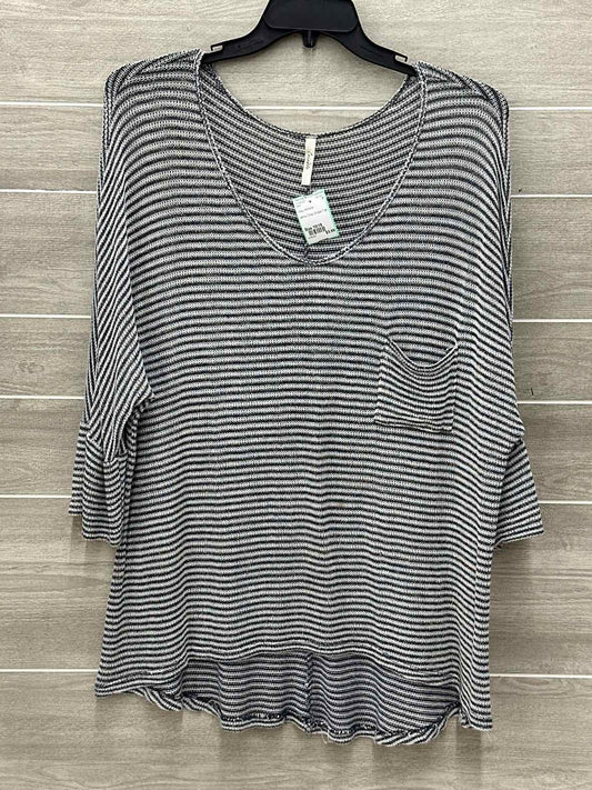 Gray Womens Size 16/18 Shirt
