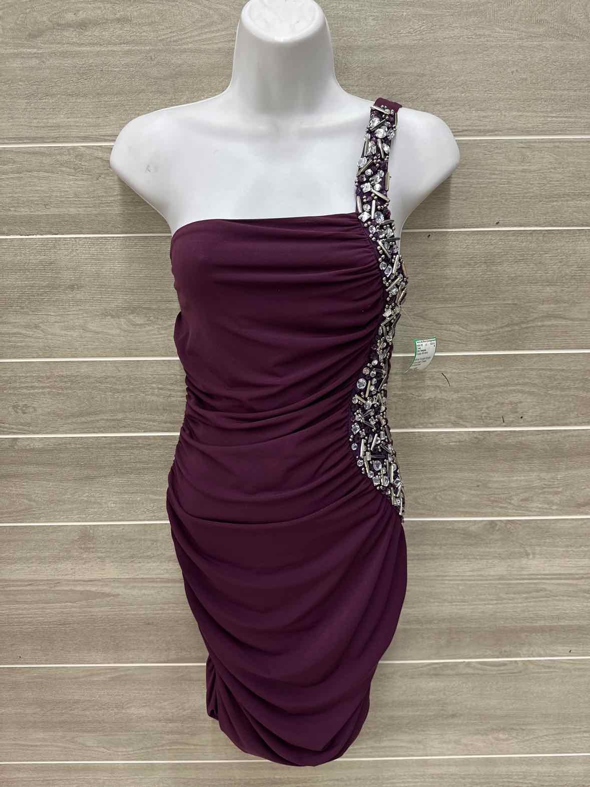 City Triangles Purple Womens Size 4/6 Dress