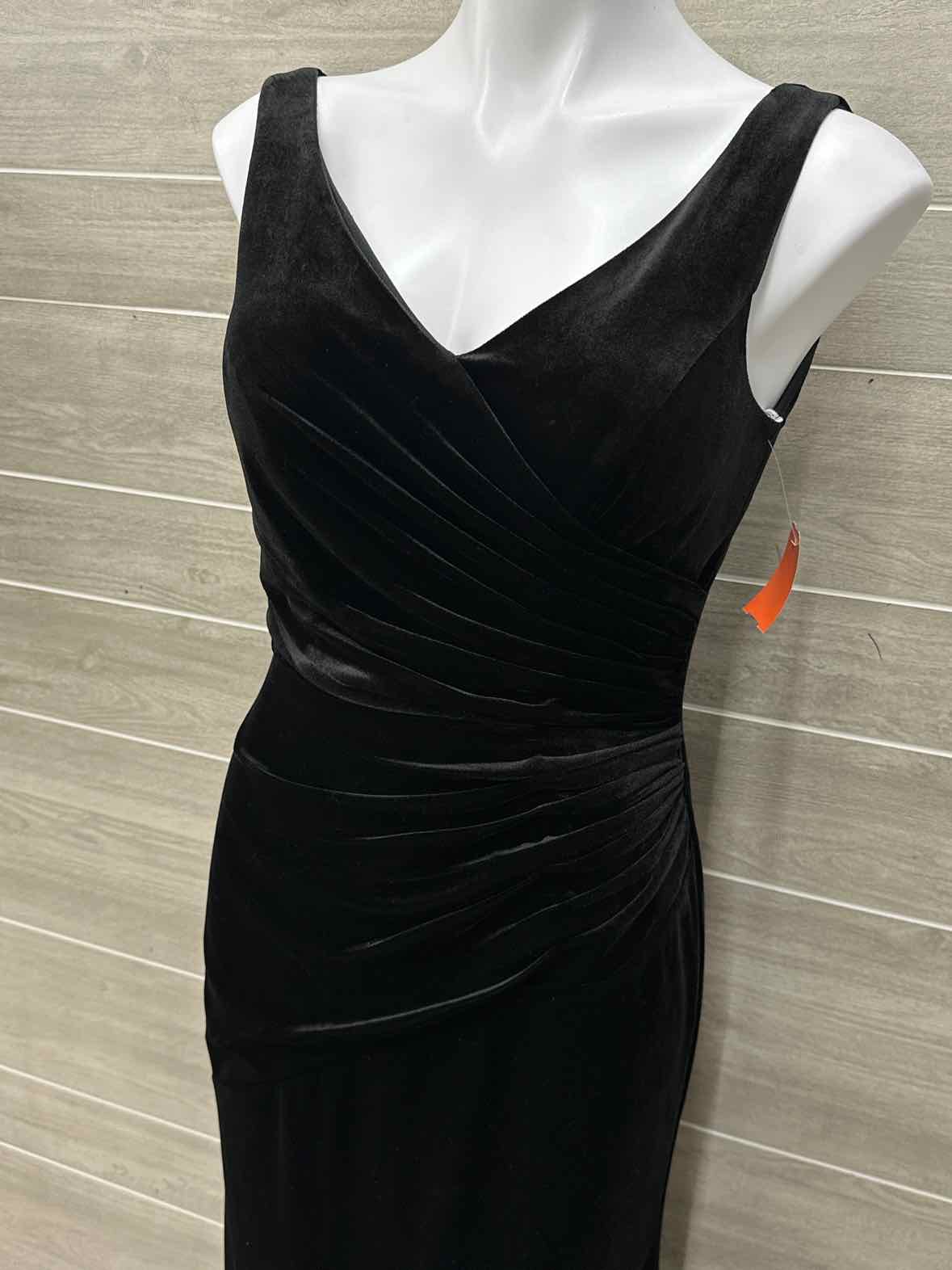 JJ's House Black Womens Women Size 6 Gown/Evening Wear