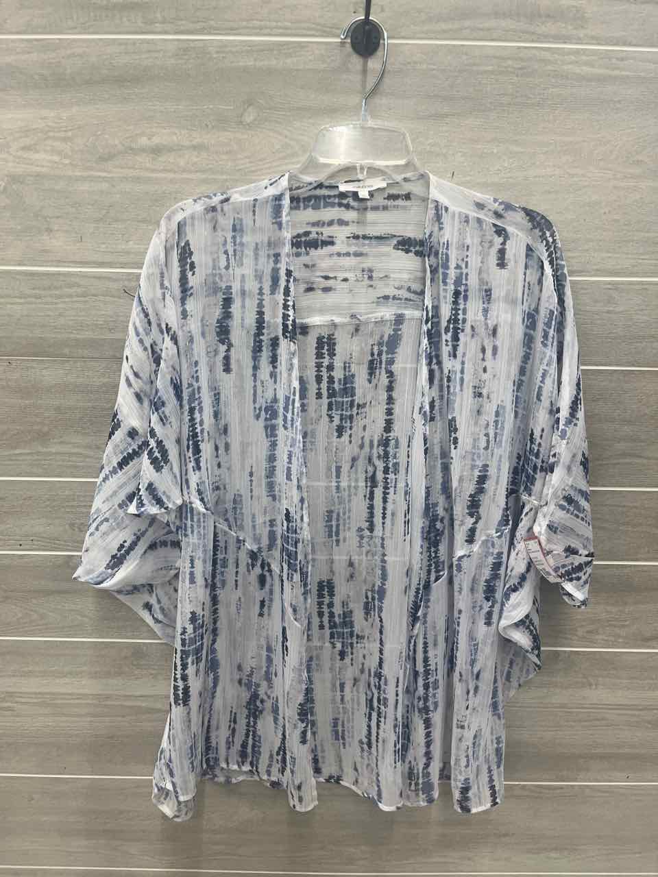 Maurices Size S/M White Womens Shirt