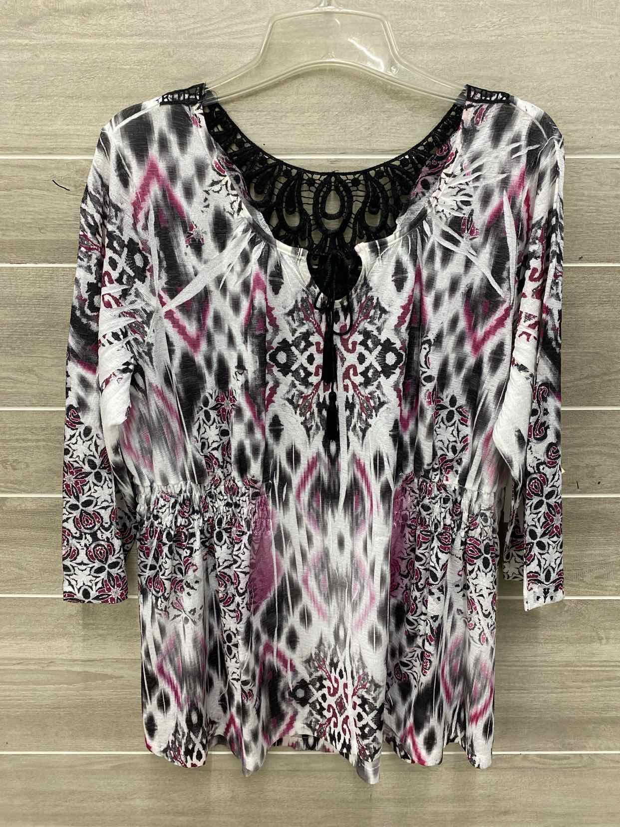 Live and Let Live Pink Womens Size 16/18 Shirt