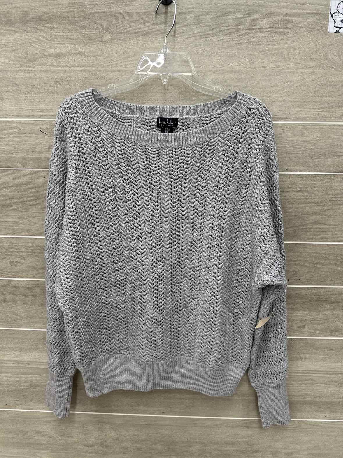 Nicole Miller New York Size M Gray Womens Sweater