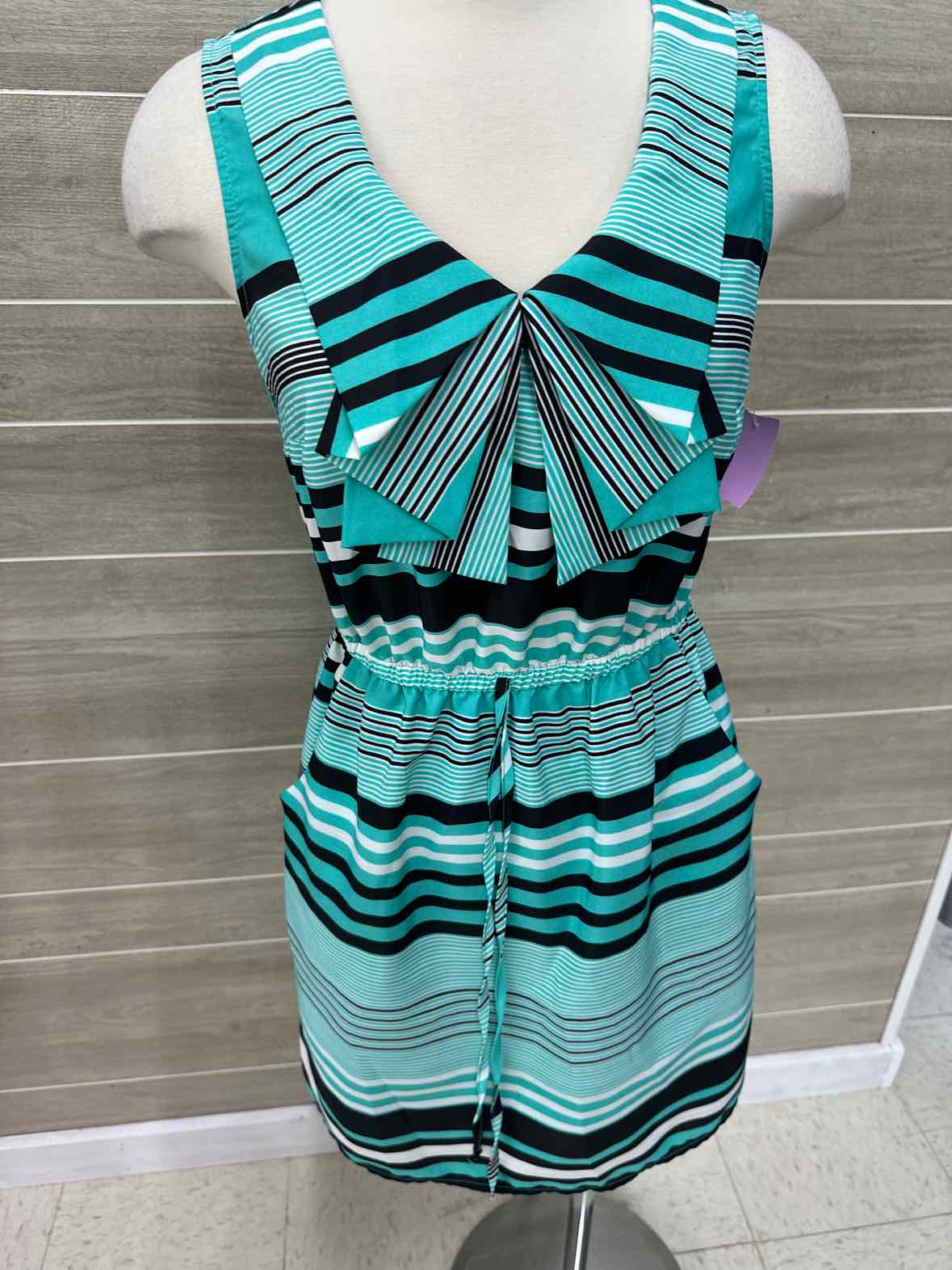 Rue 21 Green Womens Size 6 Dress