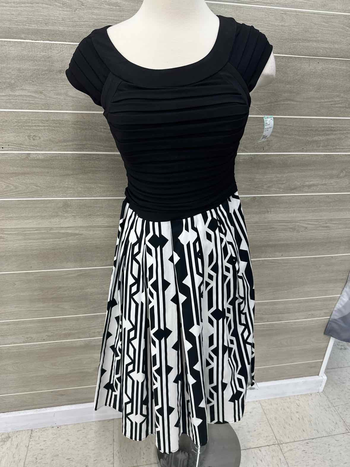 Sangria Black Womens Size 4 Dress