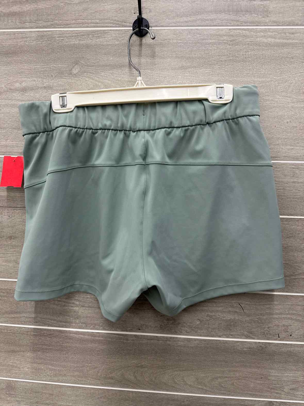 Zyia Size L Green Womens Shorts