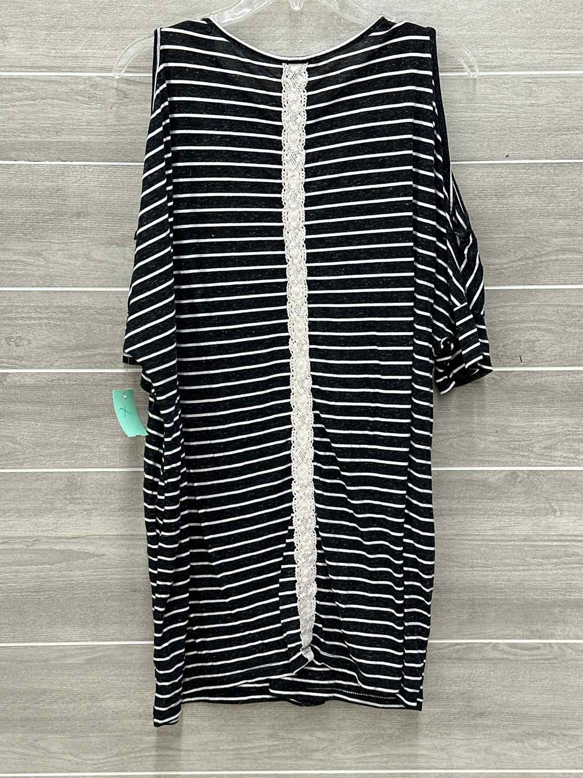 Umgee Gray Womens Size L Shirt