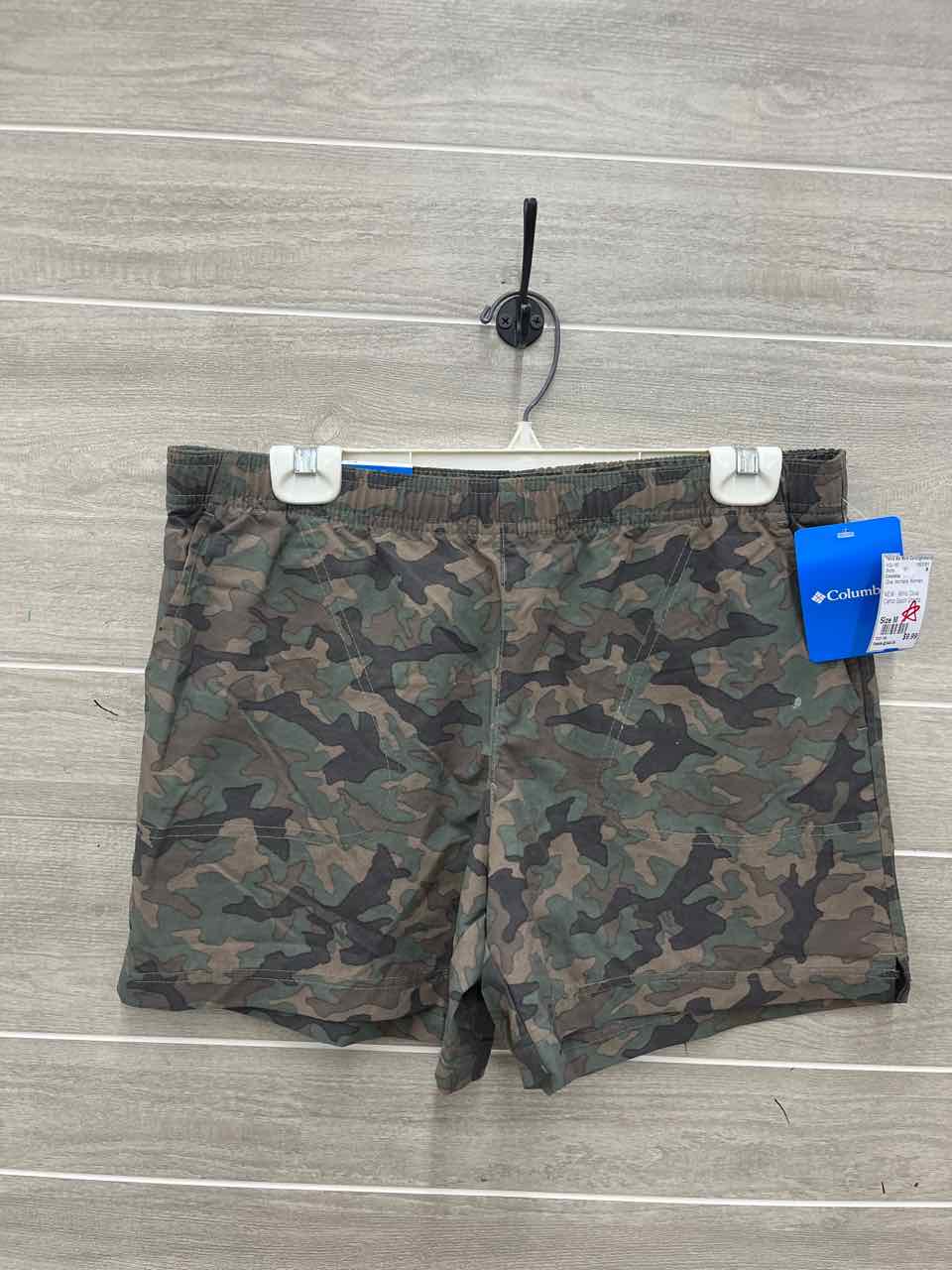 Columbia Size M Olive Womens Shorts