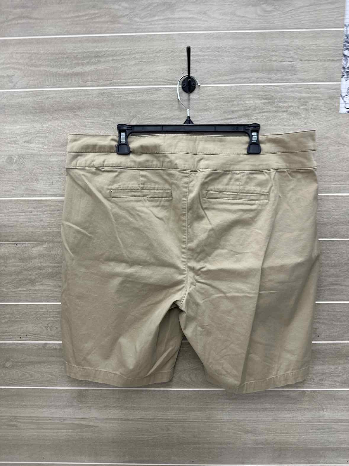 Westport Size 20 Khaki Plus Shorts