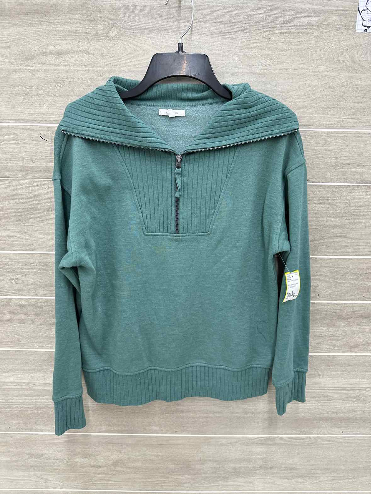 Maurices Size XS Green Womens Sweatshirt