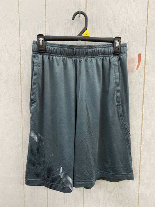 Under Armour Size 28-30 Mens Shorts